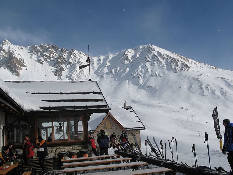 Tonale Rifugio Scorpion 2250m and pista Valbiolo - panoramio