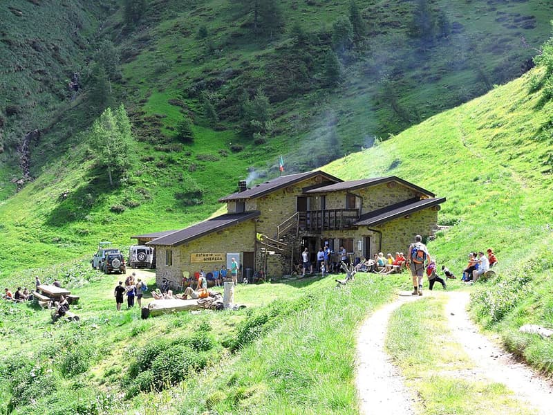 Casargo Alpe Paglio - Rifugio Ombrega